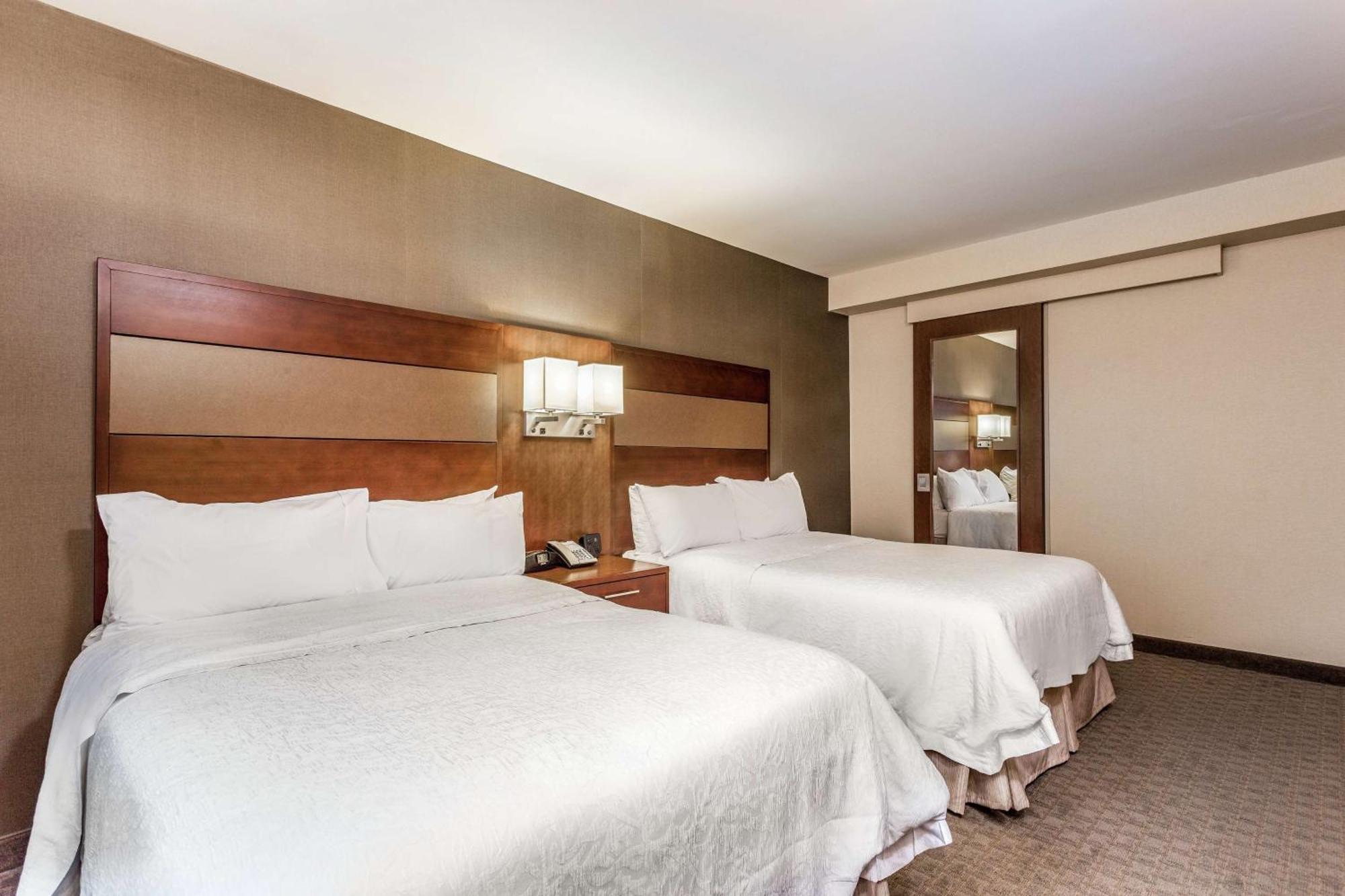 Hampton Inn Manhattan Grand Central New York Exterior photo