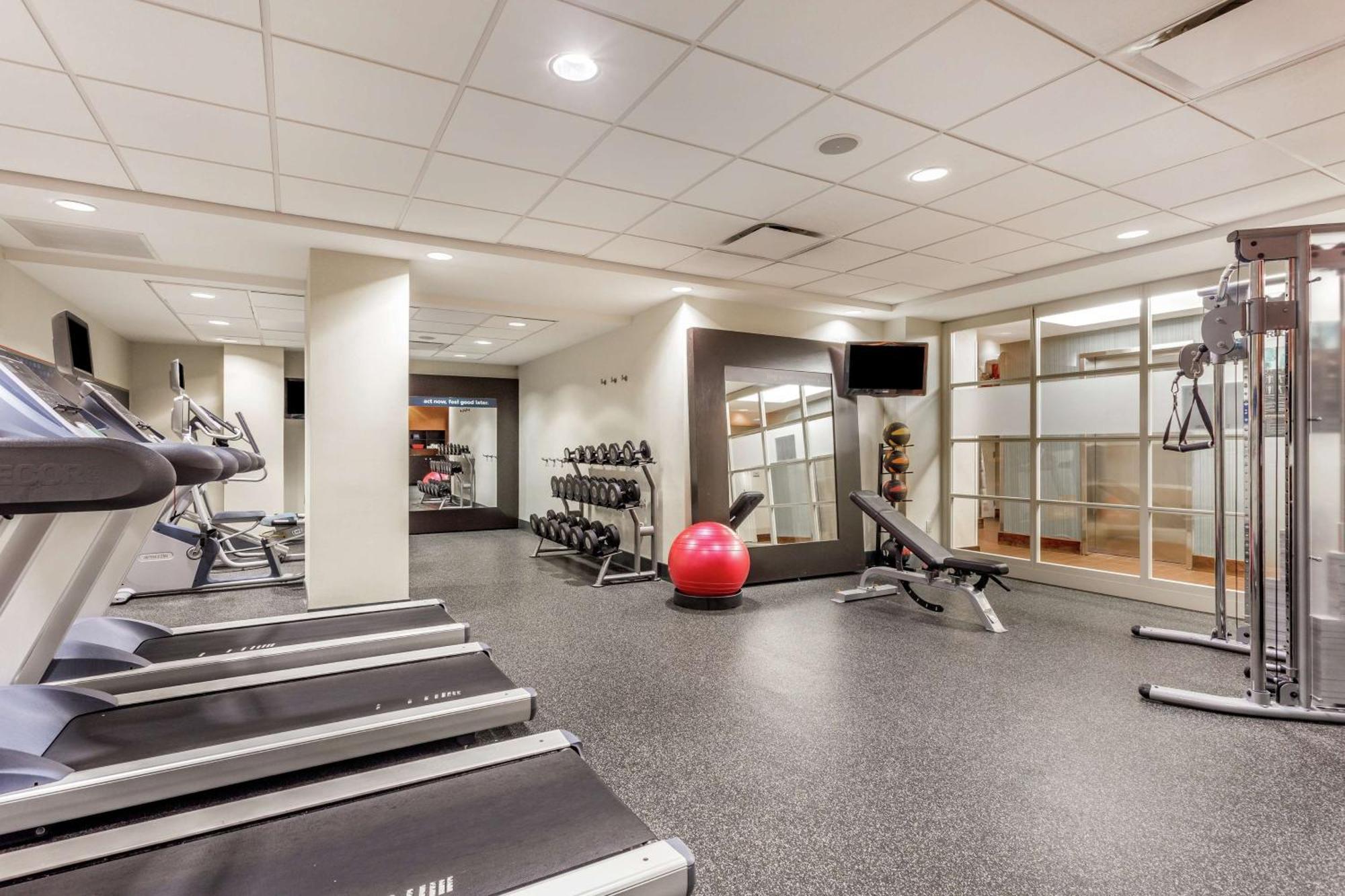 Hampton Inn Manhattan Grand Central New York Exterior photo