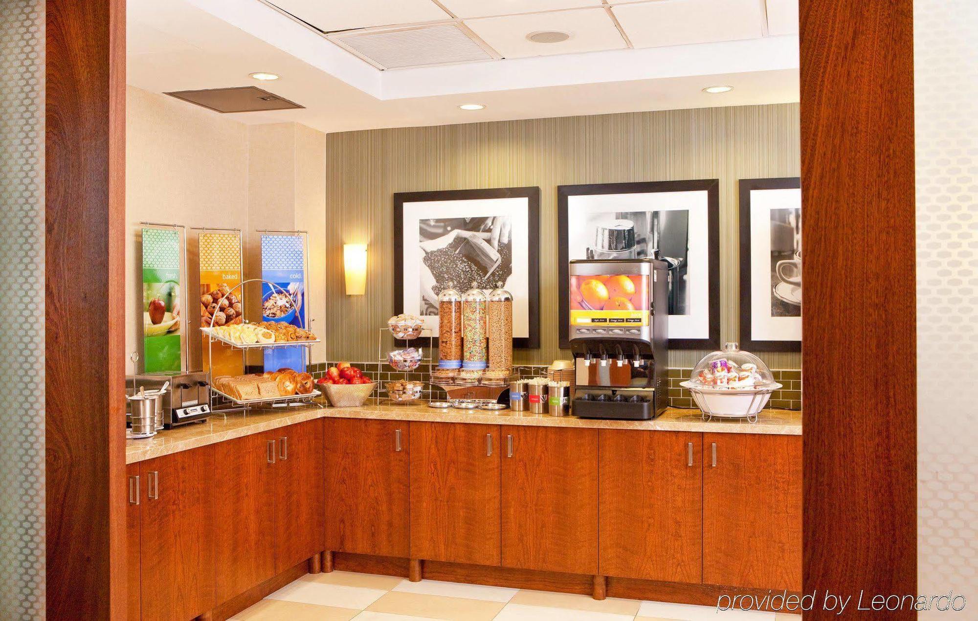 Hampton Inn Manhattan Grand Central New York Exterior photo
